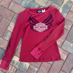 Harley-Davidson Red Long Sleeve Tee with Graphic Design